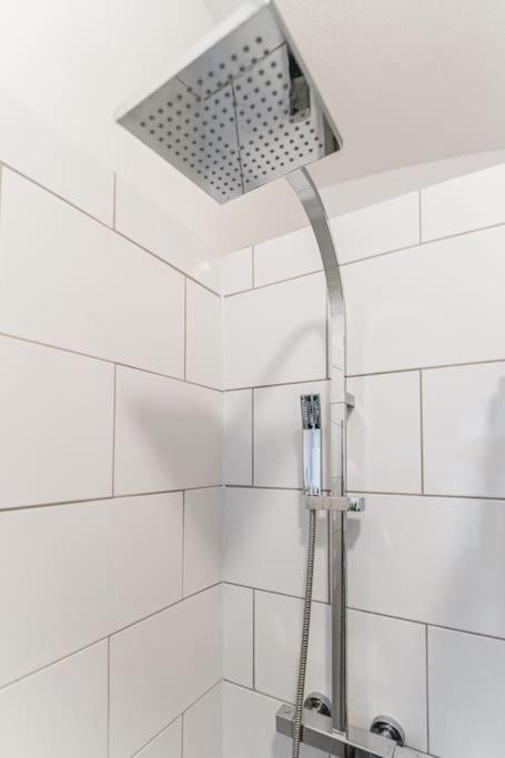 Traditional 1-Bed Flat In Southside Glasgow Exteriör bild